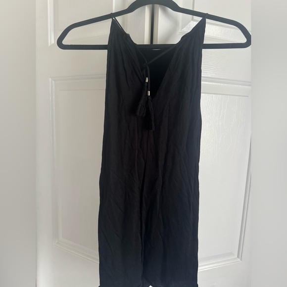 White House Black Market Classic Black Top - Picture 3 of 4